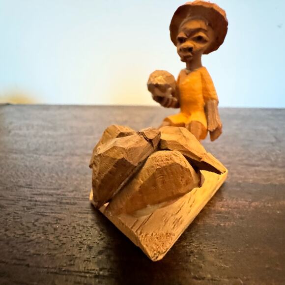 Vintage 1982 Two African Wood Carvings Man Woman Hand Carved 3” Figures Folk Art - Picture 8 of 13